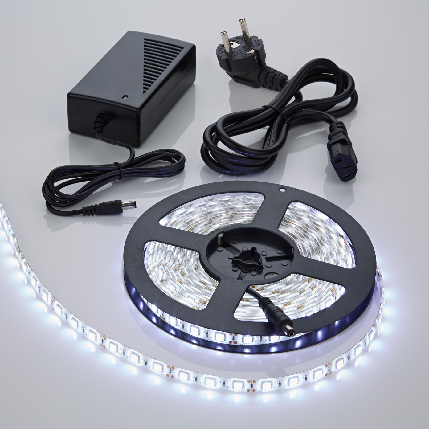 1 x IP20 5050 LED strip verlichting incl Driver & Kabel - 5 meter - Koel Wit