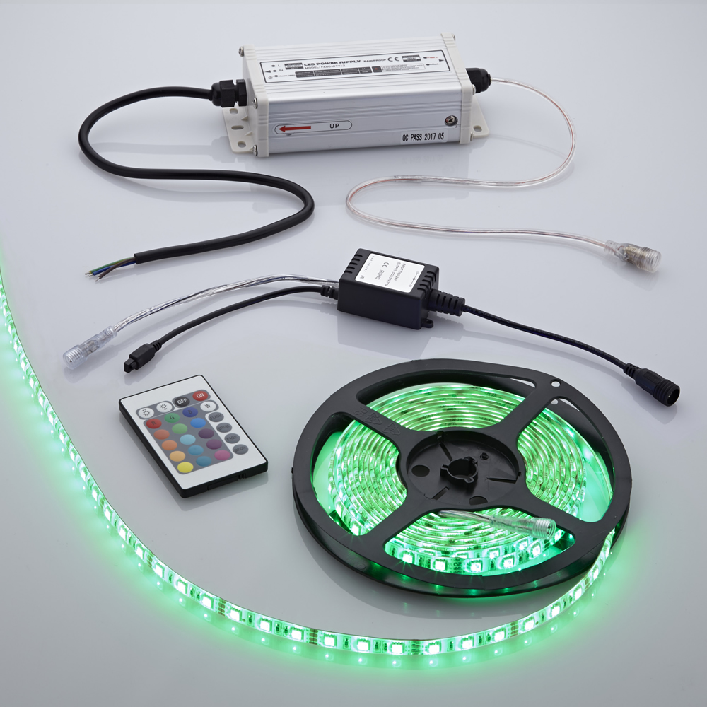 1 x Waterbestendige LED 5050 strip verlichting incl IR Controller - 5 meter - Rood/Groen/Blauw/Wit