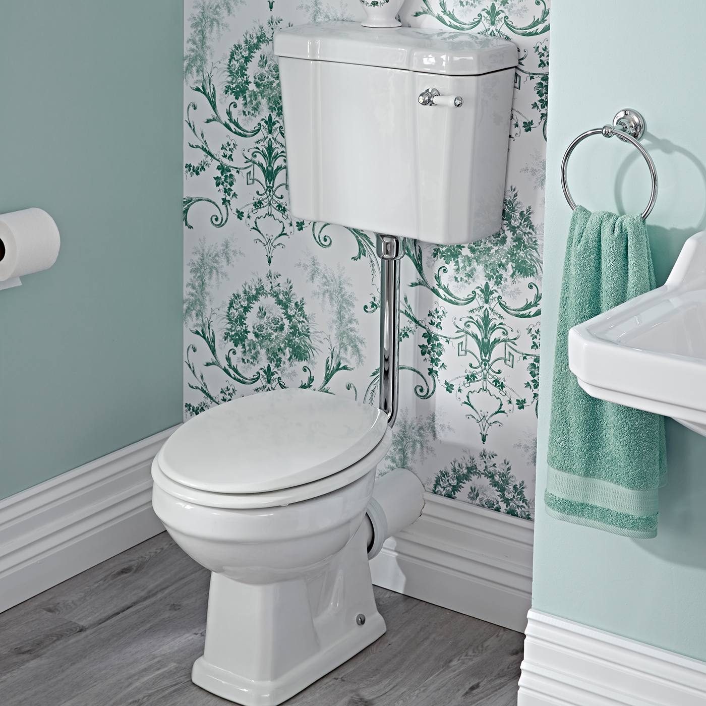 Mote Halfhoog Klassiek Toilet met Reservoir en MDF Toiletzitting