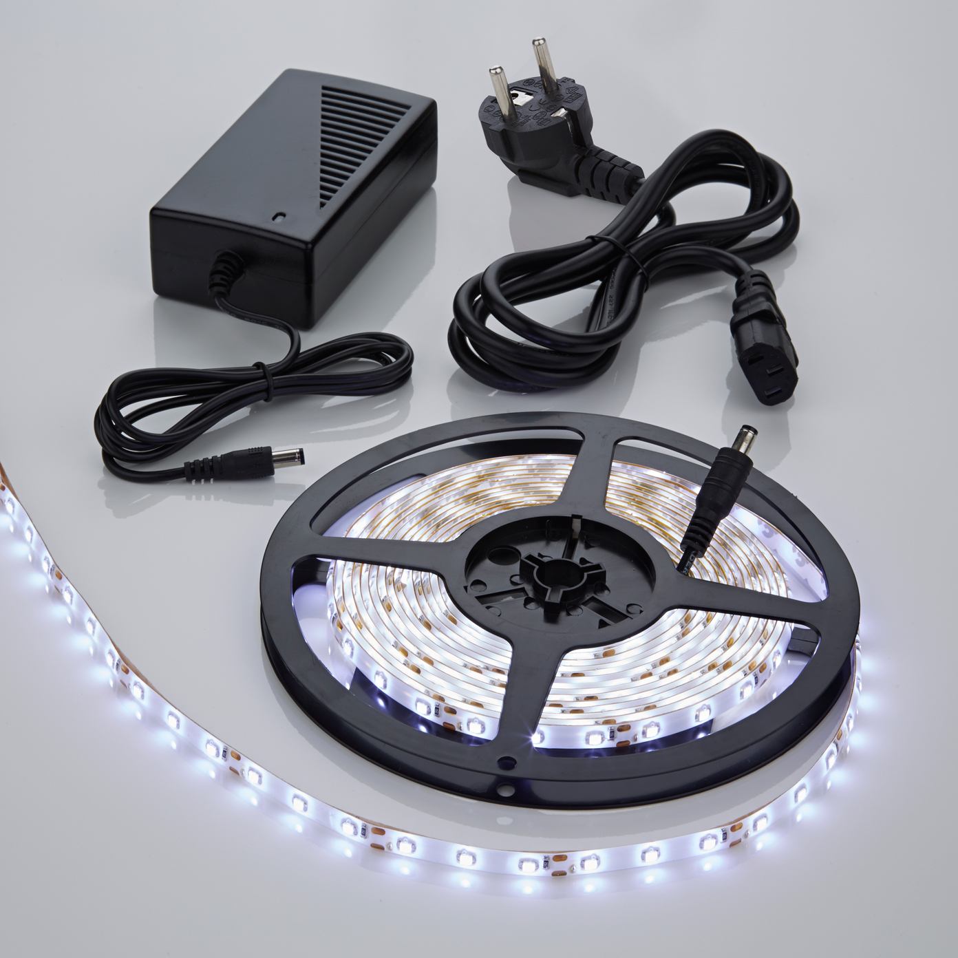 Waterbestendige Led 3528 Strip Verlichting Incl Driver & Kabel - 5 Meter - Wit