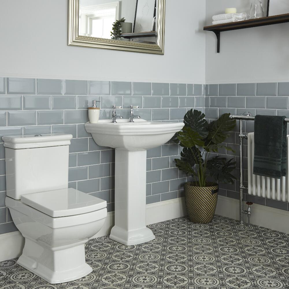 Chester Klassiek Toilet en Wastafel 2 Kraangaten