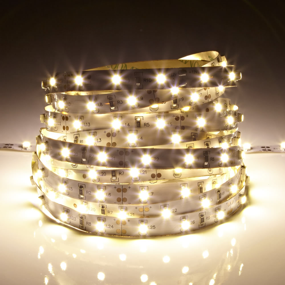 IP20 Led 3528 Strip Verlichting - 5 Meter - Warm Wit - Binnenverlichting