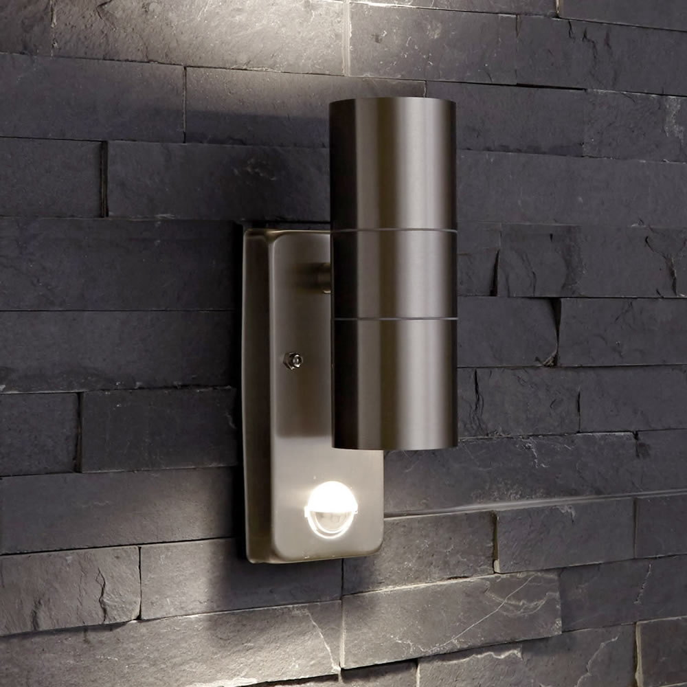 Biard Le Mans - Op- en Neerwaartse Buitenlamp met PIR Sensor - Rond - RVS