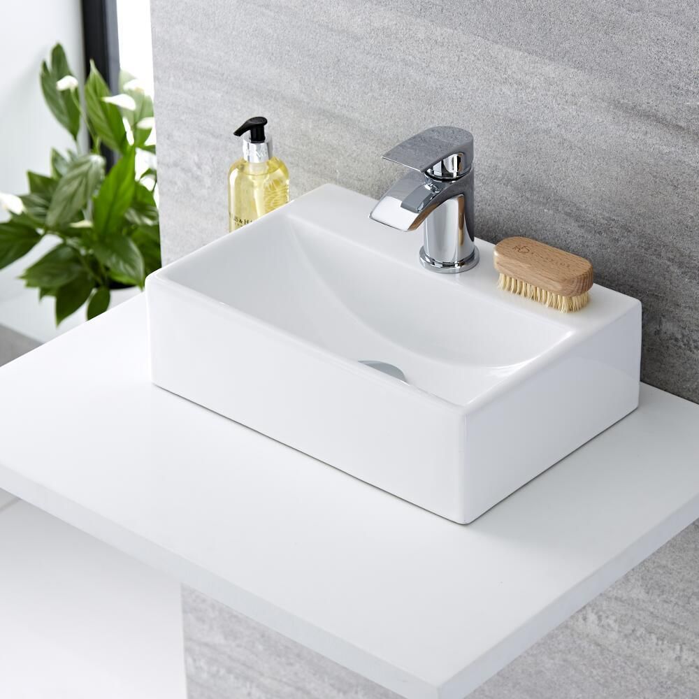 Toiletmeubel Met Waskom | 41 Cm Lichtbruin Eiken Kader Front Mat Zwart Keramiek Waskom Donkergrijs Blad 103770