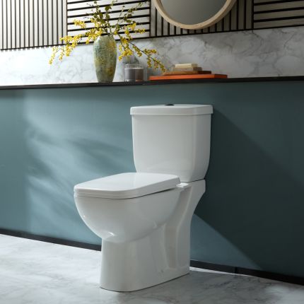 Duoblok Toilet Modern met Soft-Close Toiletzitting en Zwarte Spoelknop | Hatton