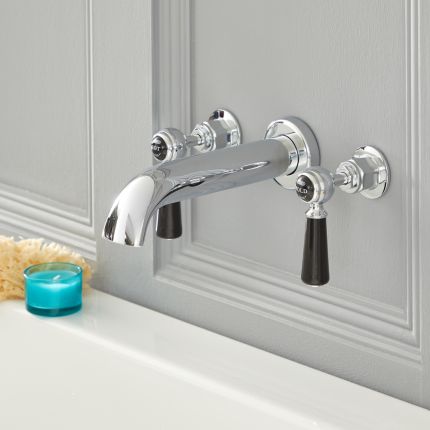 Badmengkraan Muurbevestigd 3-Gats Klassiek met Baduitloop en Keramische Hendels Chroom en Zwart | Elizabeth