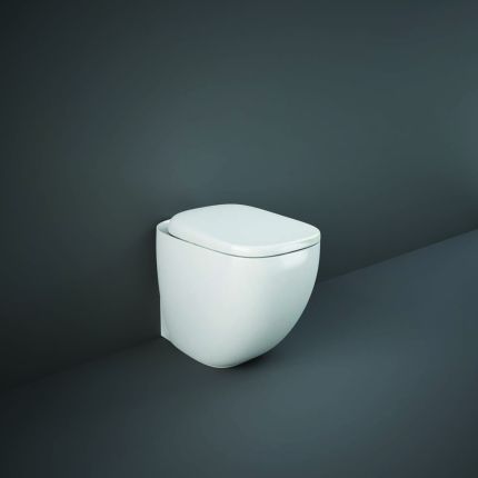 Randloos Toilet Staand Modern met Softclose Toiletzitting Glanzend Wit | RAK Illusion x Hudson Reed