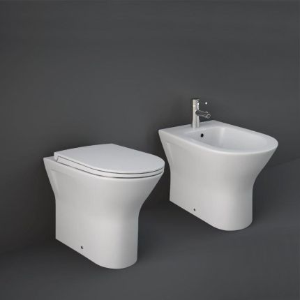 Randloos Toilet Staand Modern met Softclose Toiletzitting en Bidet | Keuze Afwerking | RAK Feeling x Hudson Reed