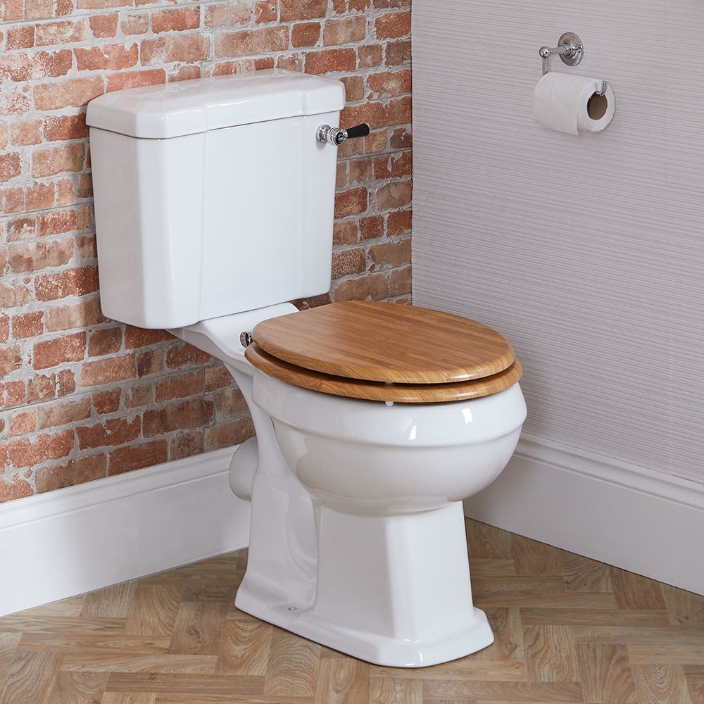 Duoblok Toilet Klassiek Inclusief Toiletzitting met een Keuze Scharnierkleuren | Richmond