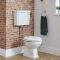 Toilet op Comforthoogte met Laaghangend Reservoir Klassiek met Chromen/Zwarte Spoelkit en Witte Toiletzitting | Richmond