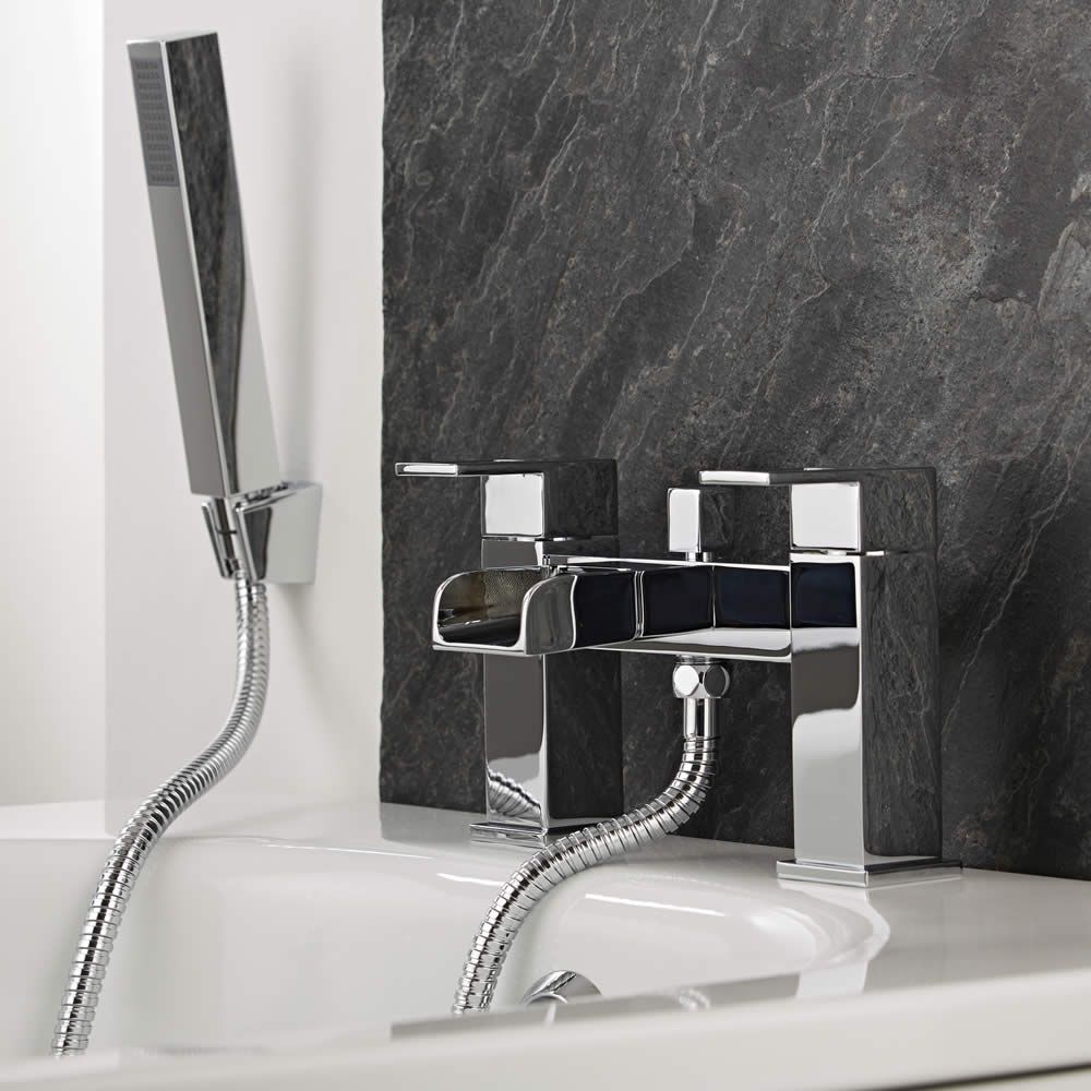 Badmengkraan 2-Gats Modern met Watervaluitloop, Handdouche en Handdouchehouder Chroom | Parade