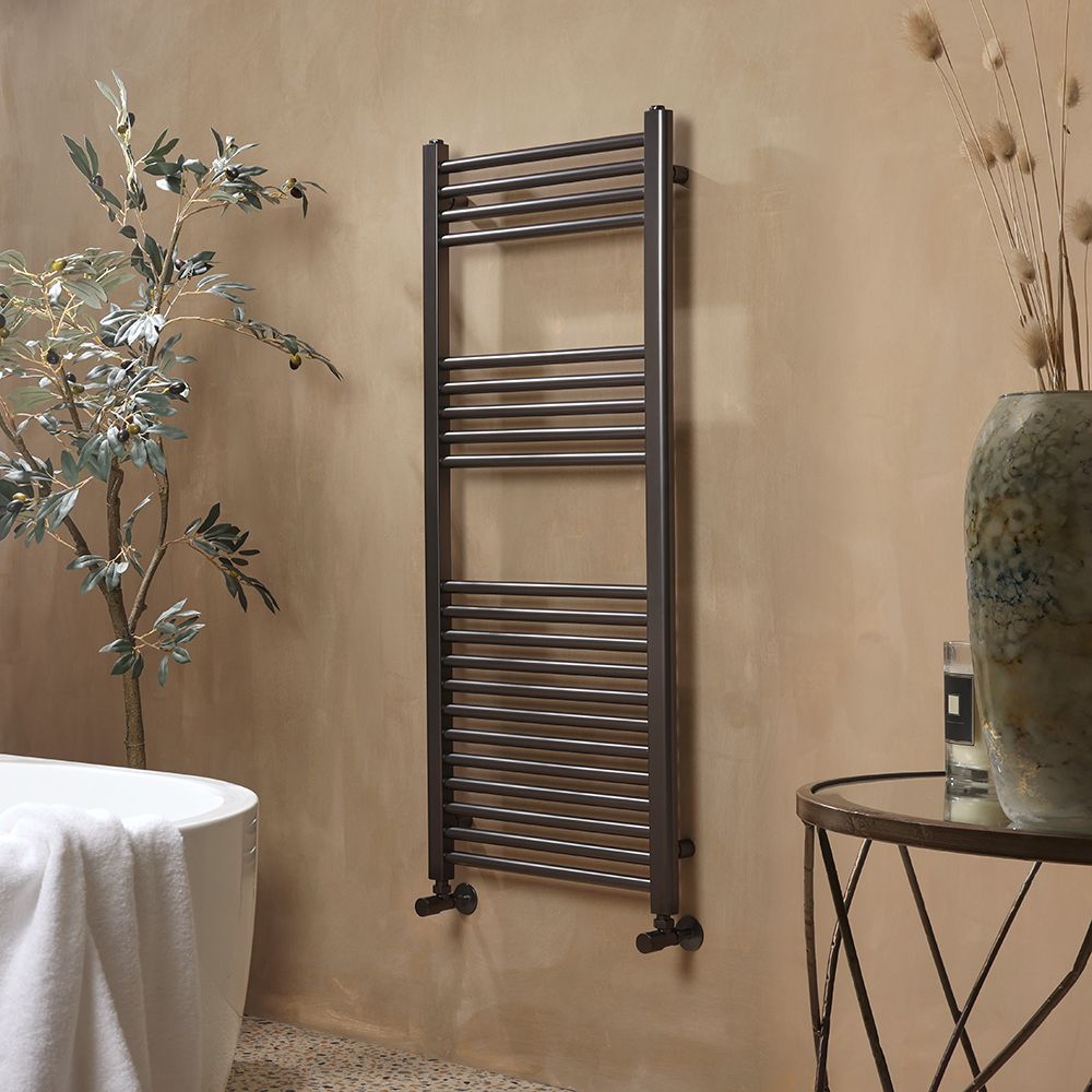 Handdoekradiator met Metaalgrijze (Gun Metal Grey) Afwerking | Keuze Afmeting | Orelia