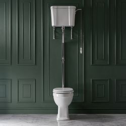 Toilet op Comforthoogte met Hooghangend Reservoir en Witte Toiletzitting - Klassiek | Keuze Afwerking Spoelkit | Richmond