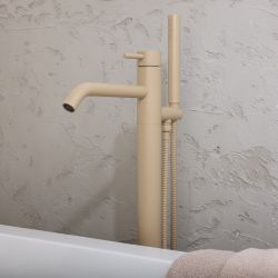 Vrijstaande Badmengkraan met Handdouche Modern | Keuze Afwerking | Elements