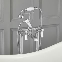 Vrijstaande Badkraan Inclusief Handdouche en Standpijpen Klassiek Steel Handvat | Kies de Afwerking | Elizabeth