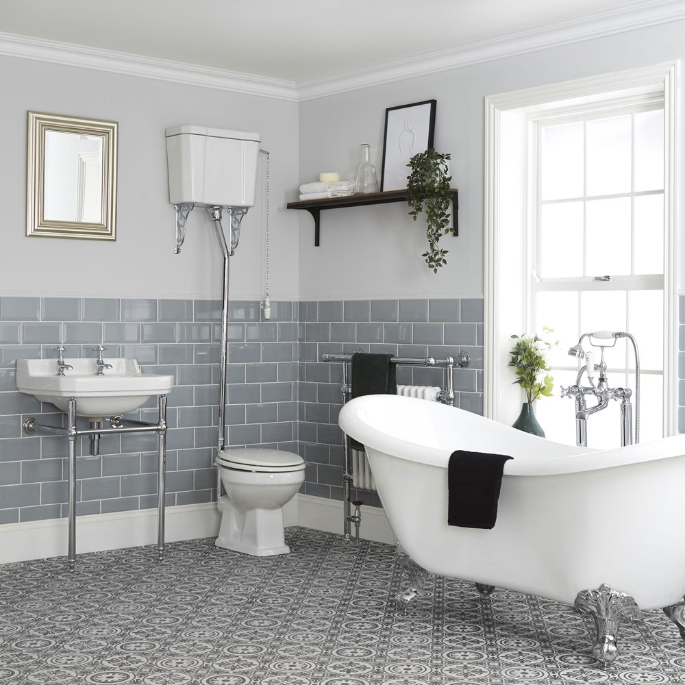 Badkamerset Klassiek - Vrijstaand Bad, Hooghang Toilet en Wastafel 56cm met Frame | Keuze uit 1, 2 of 3 Kraangaten | Richmond