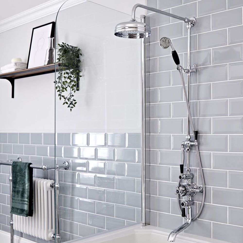 Hudson Reed Elizabeth - Douchekolom Klassiek 3-Weg Thermostatische Opbouw Douchekraan, Douchekop, Handdouche en Baduitloop Chroom en Zwart