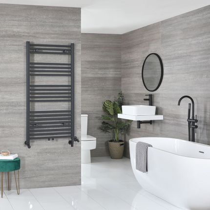 Handdoekradiator Dual Fuel / Hybride Antraciet Vlak - Incl. Verwarmingselement, T-Stuk en Radiatorkranen | Keuze Afmeting | Neva