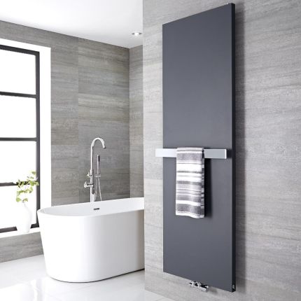 Plaatradiator Verticaal Staal Antraciet 60cmx 180cm  Incl. Handdoekrek Staal 6cm x 62cm x 12.5cm |Rubi