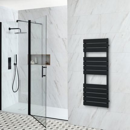 Elektrische Design Handdoekradiator - Zwart | Keuze Afmeting en Verwarmingselement | Optionele Kabelafdekking | Lustro - ECOSO van Hudson Reed