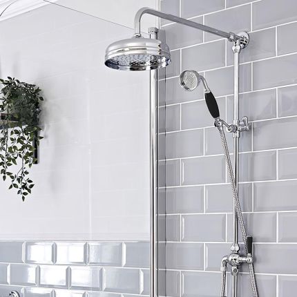 Douchekolom Klassiek Chromen/Zwart met 19cm Ronde Douchekop en Handdouche | Elizabeth