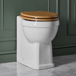 Staand Toilet op Comforthoogte Klassiek met Eiken Toiletzitting | Keuze Afwerking Scharnieren | Richmond