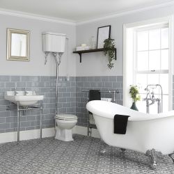 Badkamerset Klassiek - Vrijstaand Bad, Hooghang Toilet en Wastafel 56cm met Frame | Keuze uit 1, 2 of 3 Kraangaten | Richmond