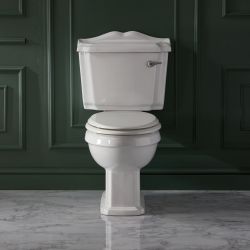 Duoblok Toilet Keramisch Klassiek Wit met Stortbak en Witte WC-Bril | Windsor