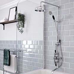 Douchekolom Klassiek 3-Weg Thermostatische Opbouw Douchekraan, Douchekop, Handdouche en Baduitloop Chroom en Zwart | Elizabeth