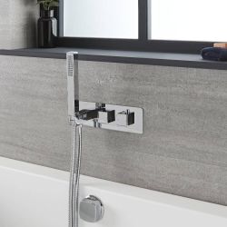 Douchekraan 2-Weg Thermostatisch met Omstel, met Handdouche en Overloop-Badvuller Chroom | Kubix