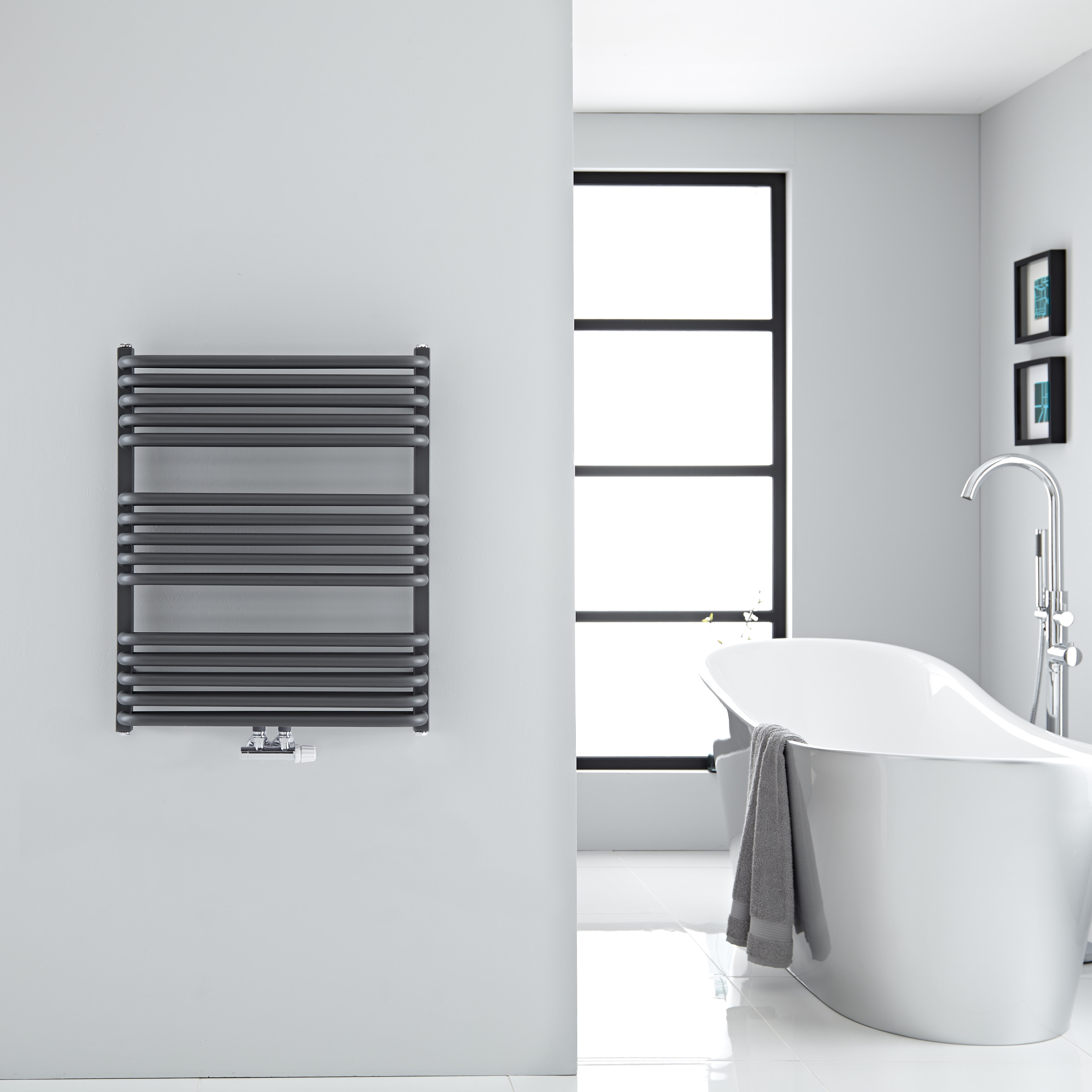 Arch Gebogen Handdoekradiator Antraciet 73,6cm x 60cm x 10,1cm 896Watt
