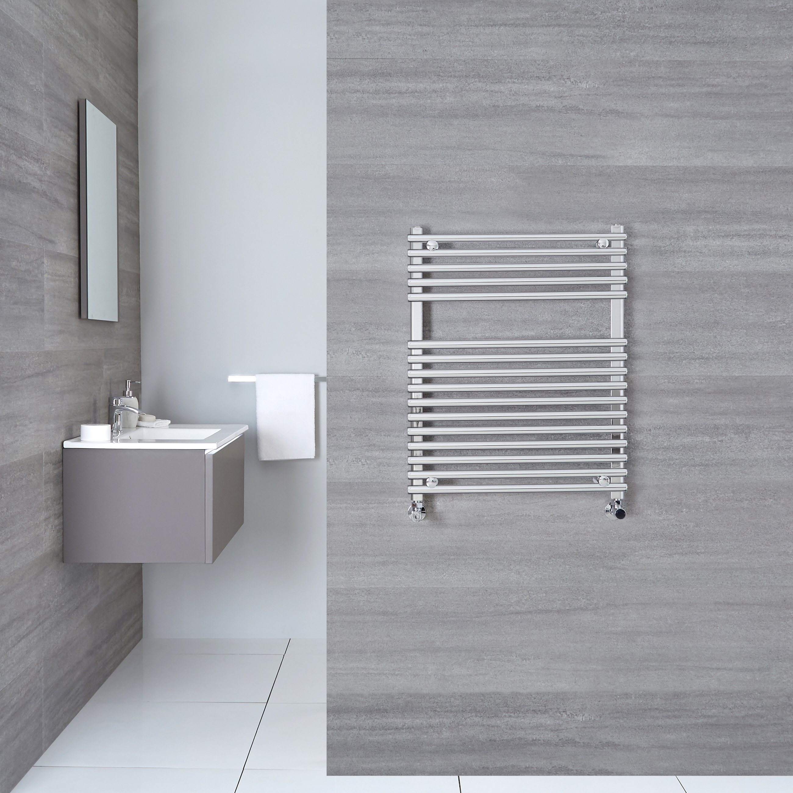 Ischia Gebogen Handdoekradiator Chroom 75cm x 60cm x 7cm 405 Watt