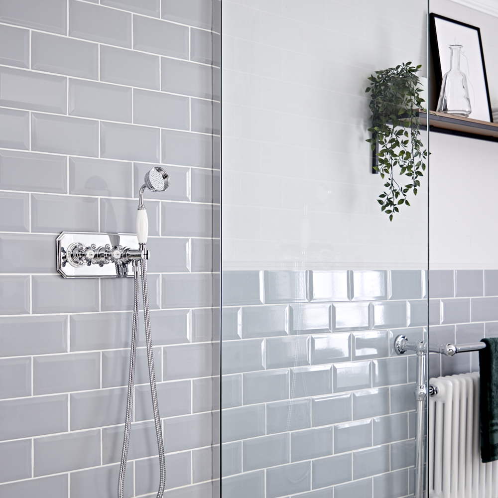 Doucheset Klassiek Inbouw 1-Weg Thermostatisch met Handdouche Chroom en Wit | Elizabeth